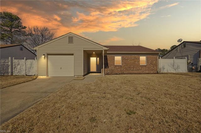 2932 Fetsch PL, Virginia Beach, VA 23453