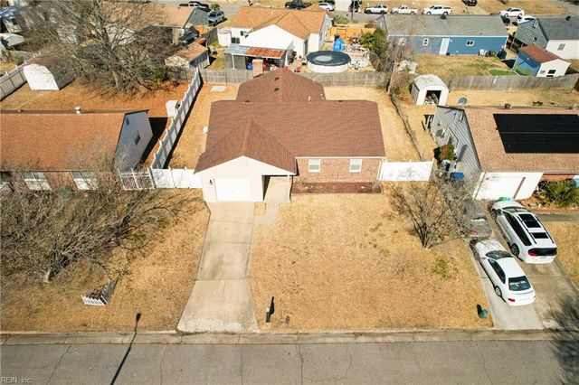 2932 Fetsch PL, Virginia Beach, VA 23453