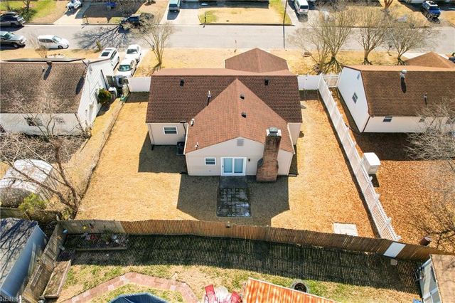 2932 Fetsch PL, Virginia Beach, VA 23453