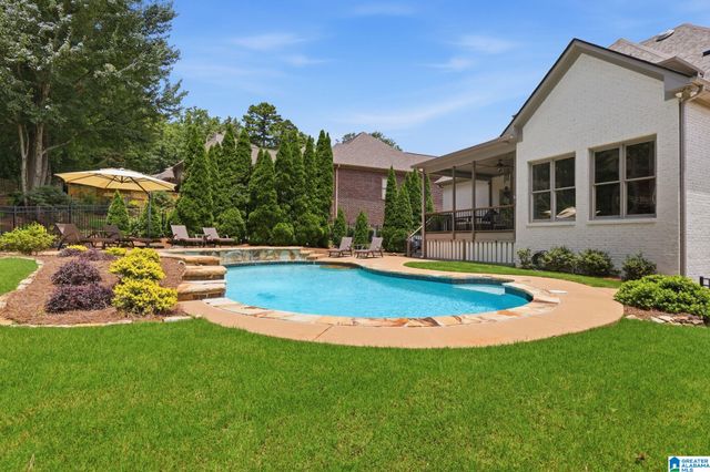 1021 SANDHURST CIRCLE, Birmingham, AL 35242
