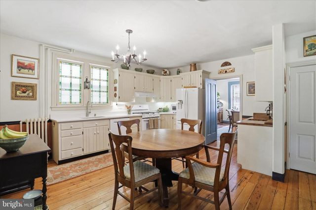 46 N CARLISLE STREET, Greencastle, PA 17225