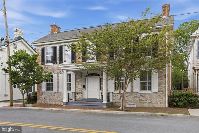 46 N CARLISLE STREET, Greencastle, PA 17225
