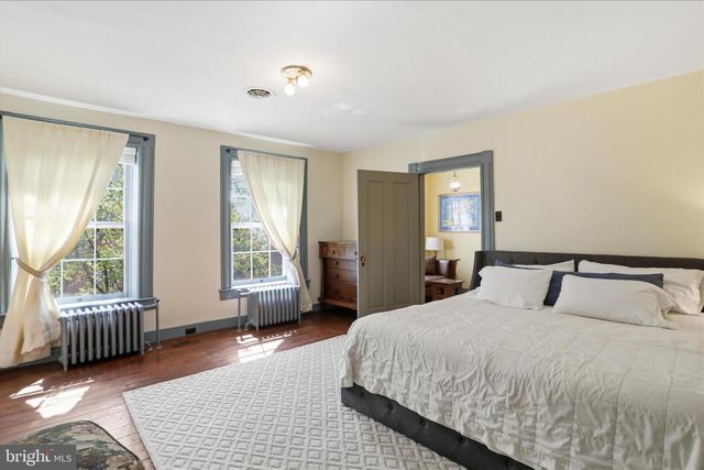46 N CARLISLE STREET, Greencastle, PA 17225