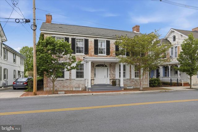 46 N CARLISLE STREET, Greencastle, PA 17225