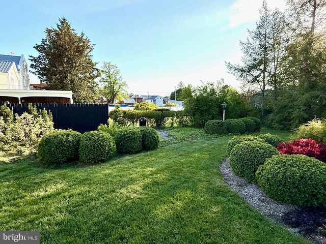 46 N CARLISLE STREET, Greencastle, PA 17225