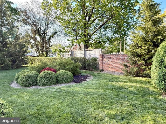 46 N CARLISLE STREET, Greencastle, PA 17225