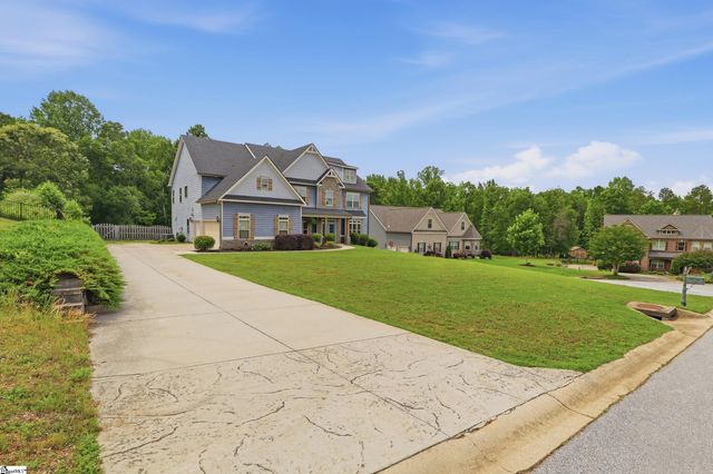 247 Ivy Woods Court, Fountain Inn, SC 29644