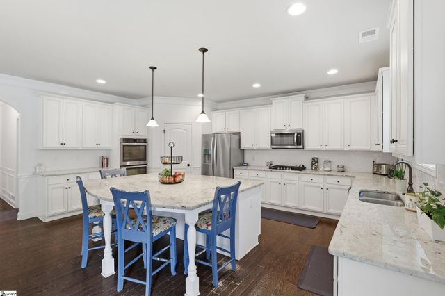 247 Ivy Woods Court, Fountain Inn, SC 29644