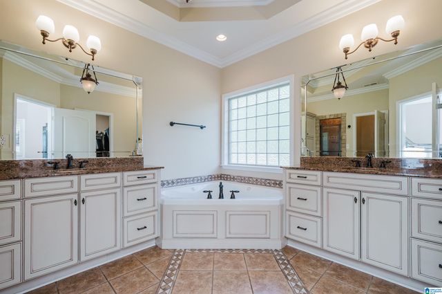 5025 CREEK BLUFF, Mccalla, AL 35111