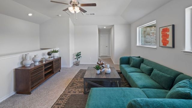 2322 Skyward Street, Grand Prairie, TX 75052