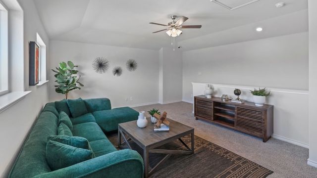 2322 Skyward Street, Grand Prairie, TX 75052