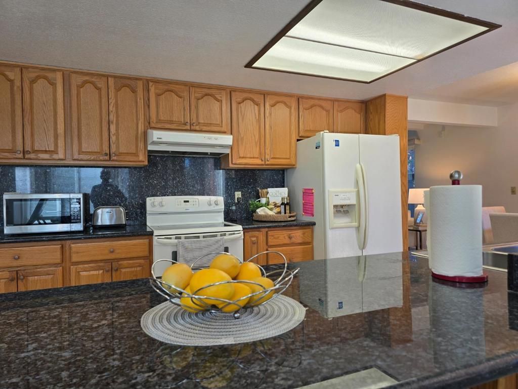 Image 22 of property listing at 161 Hackamore Lane, Fremont, CA 94539