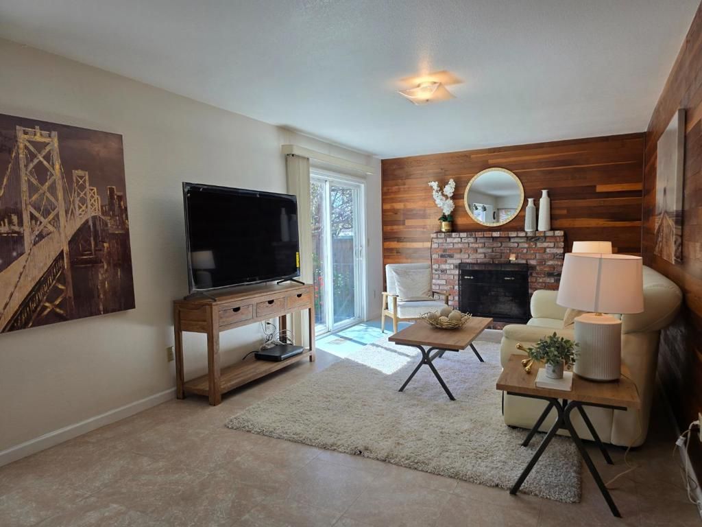 Image 24 of property listing at 161 Hackamore Lane, Fremont, CA 94539