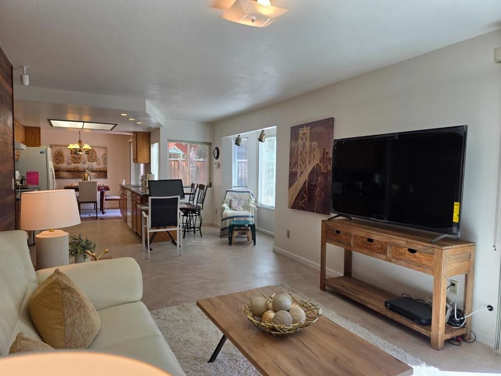 Image 26 of property listing at 161 Hackamore Lane, Fremont, CA 94539