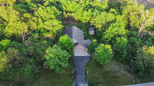 11057 Pleasant Grove Drive, Wheatfield, IN 46392