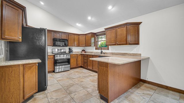 11057 Pleasant Grove Drive, Wheatfield, IN 46392