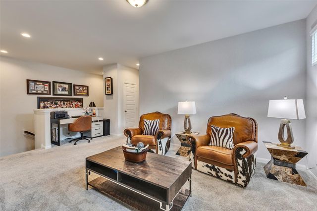9904 Smokehouse Silo Lane, Houston, TX 77080