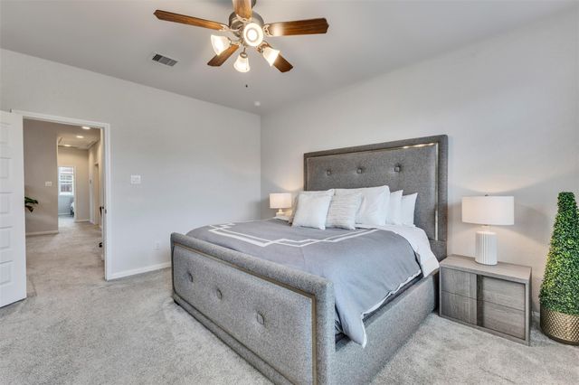 9904 Smokehouse Silo Lane, Houston, TX 77080
