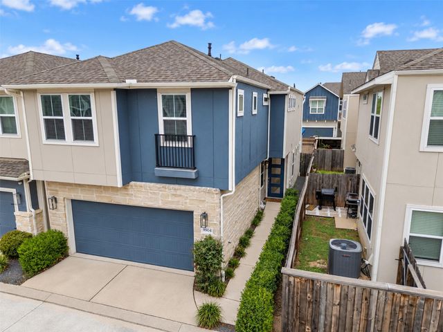 9904 Smokehouse Silo Lane, Houston, TX 77080