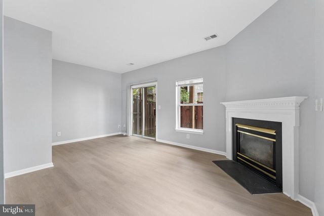 2519 JAMES MONROE, Herndon, VA 20171