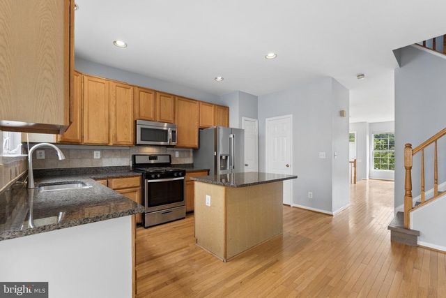 2519 JAMES MONROE, Herndon, VA 20171
