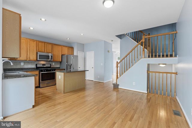 2519 JAMES MONROE, Herndon, VA 20171