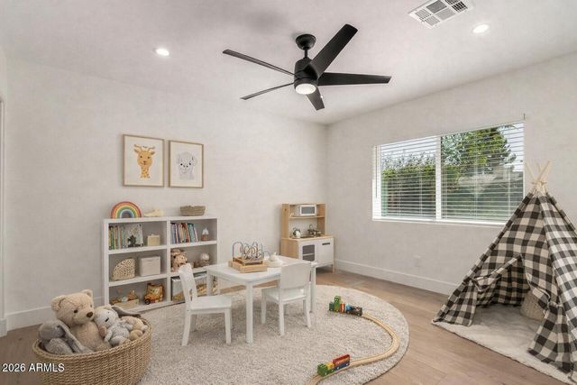 829 E DESERT PARK Lane, Phoenix, AZ 85020