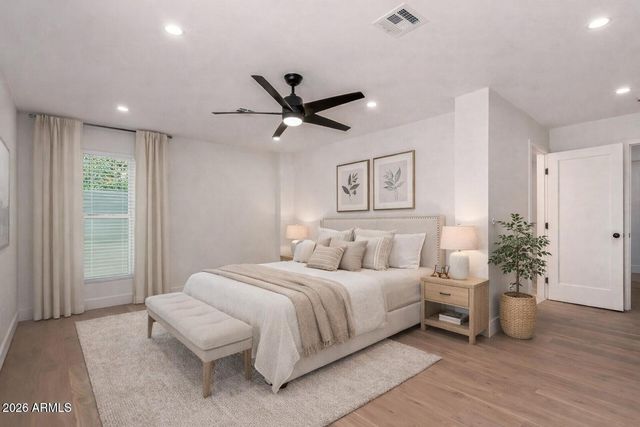 829 E DESERT PARK Lane, Phoenix, AZ 85020