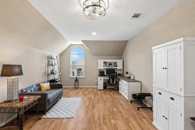 138 Arbor Glen Drive, Euless, TX 76039