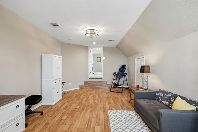 138 Arbor Glen Drive, Euless, TX 76039