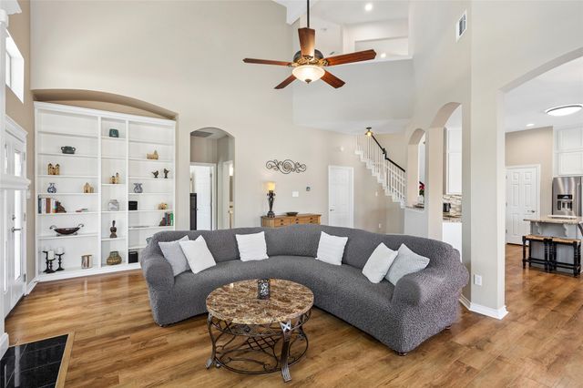 138 Arbor Glen Drive, Euless, TX 76039