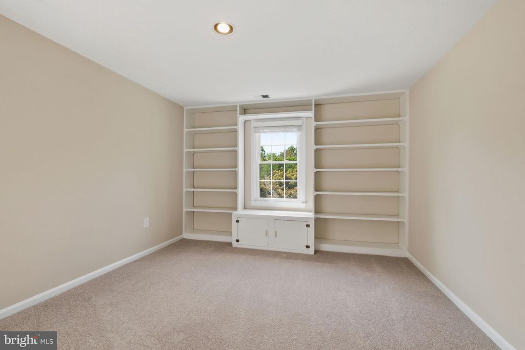 Image 29 of property listing at 1429 LONGHILL DR, Rockville, MD 20854