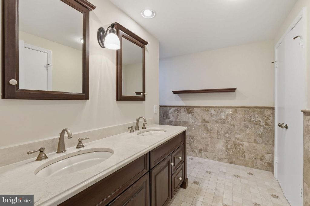 Image 38 of property listing at 1429 LONGHILL DR, Rockville, MD 20854