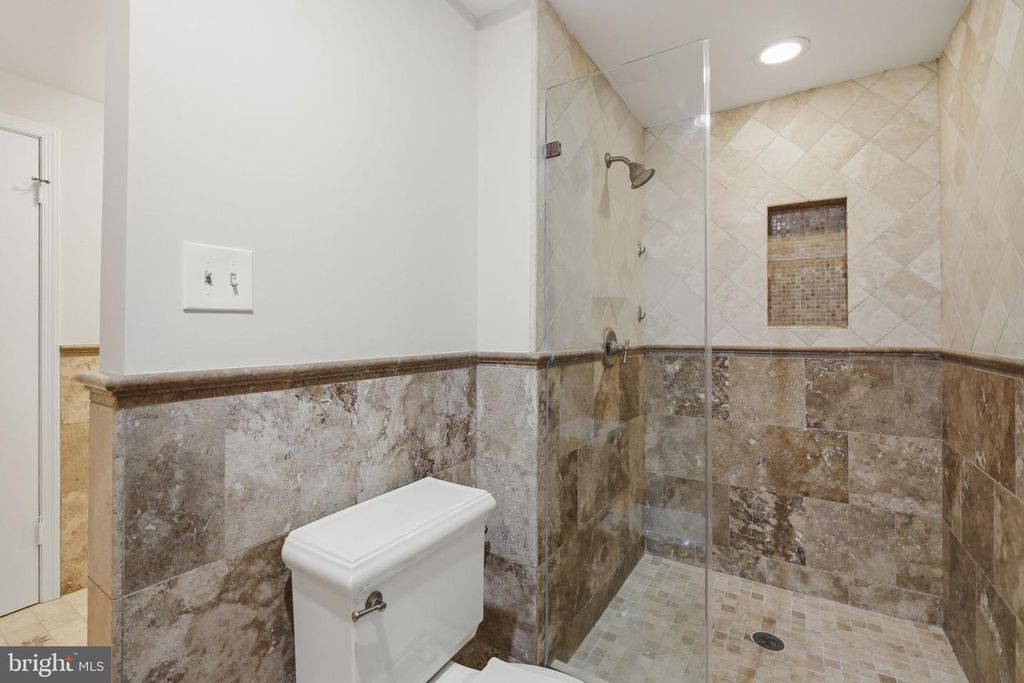 Image 39 of property listing at 1429 LONGHILL DR, Rockville, MD 20854