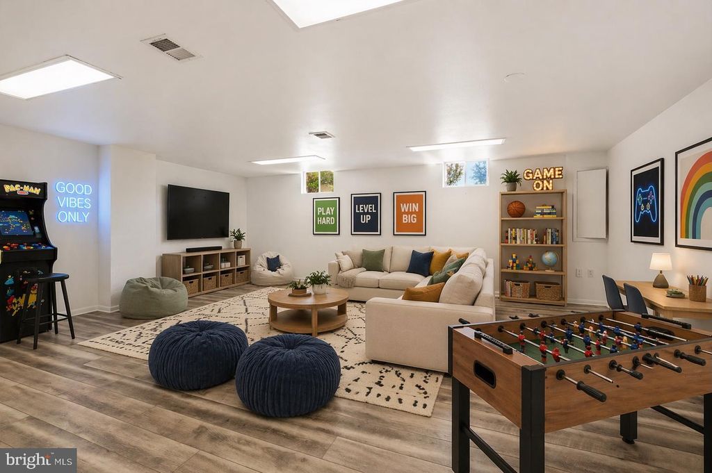 Image 42 of property listing at 1429 LONGHILL DR, Rockville, MD 20854