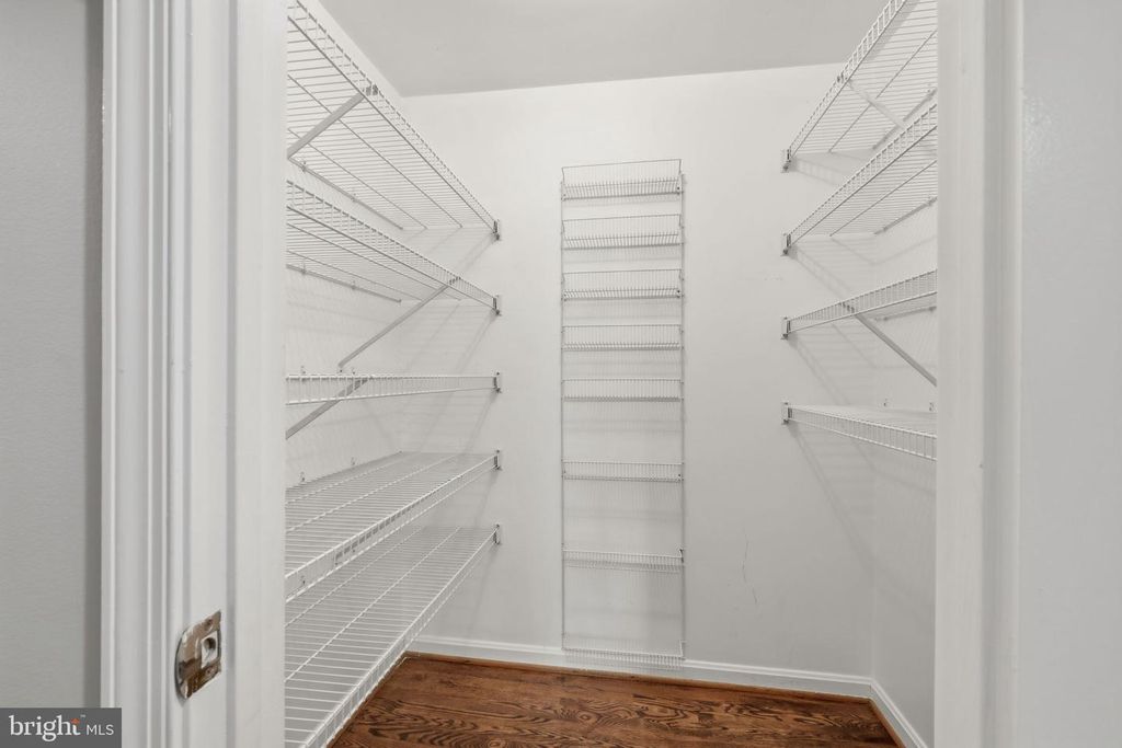 Image 46 of property listing at 1429 LONGHILL DR, Rockville, MD 20854