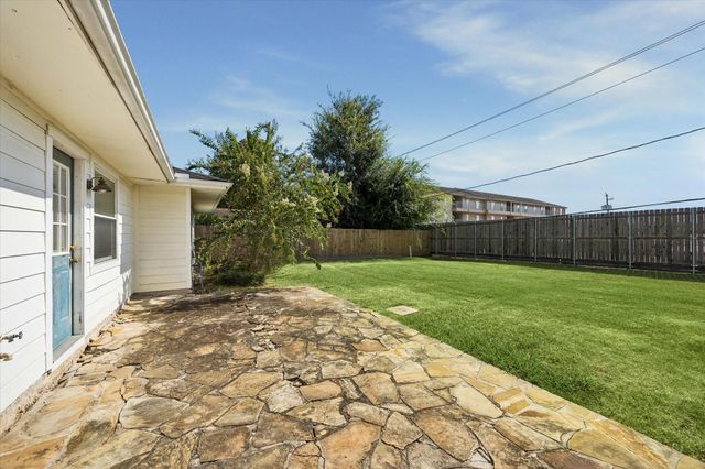 1714 Ashford Hollow Lane, Houston, TX 77077