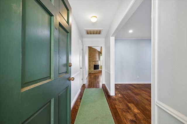 1714 Ashford Hollow Lane, Houston, TX 77077