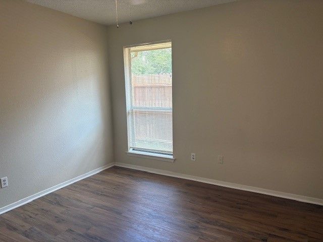 715 Oakwood Lane A, Arlington, TX 76012