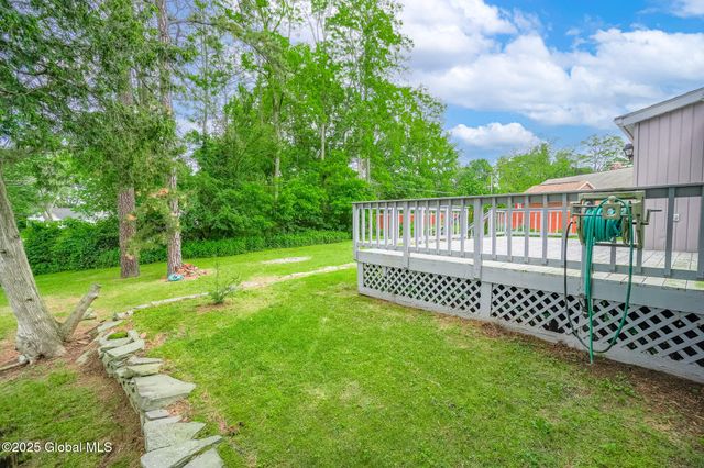 9 Arlene Avenue, Guilderland, NY 12203