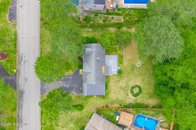 9 Arlene Avenue, Guilderland, NY 12203