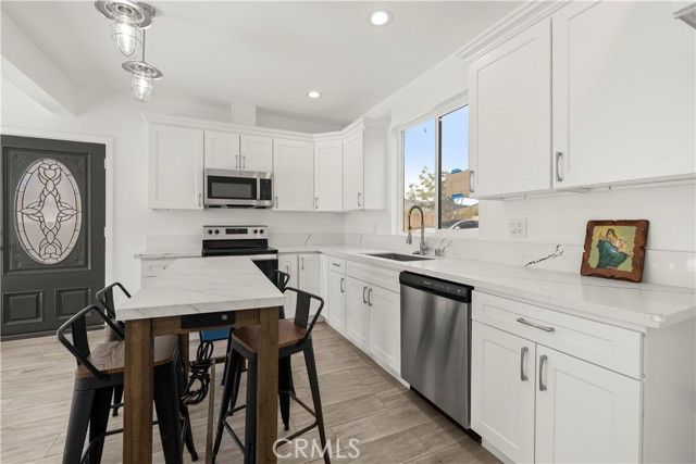 9888 Terrace Drive, Morongo Valley, CA 92256