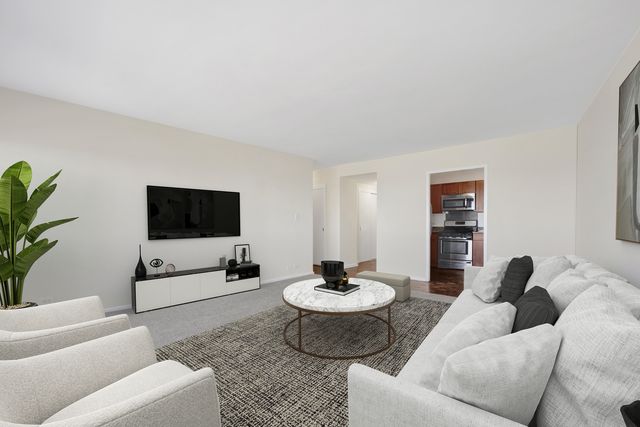 1150 N Lake Shore Drive 13C, Chicago, IL 60611