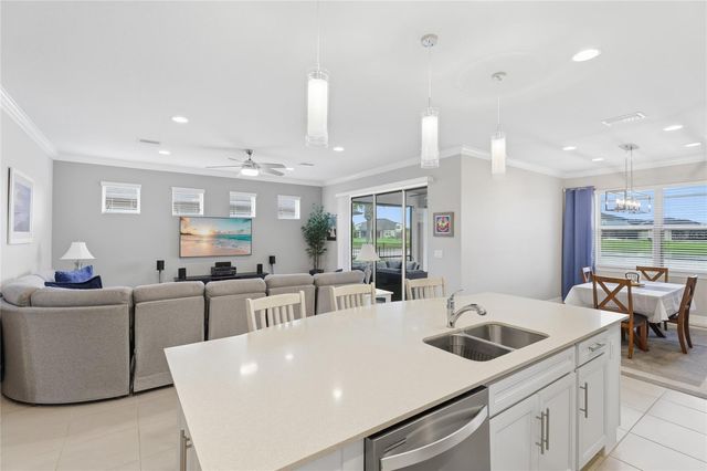 6224 KEVESTA AVENUE, Palmetto, FL 34221