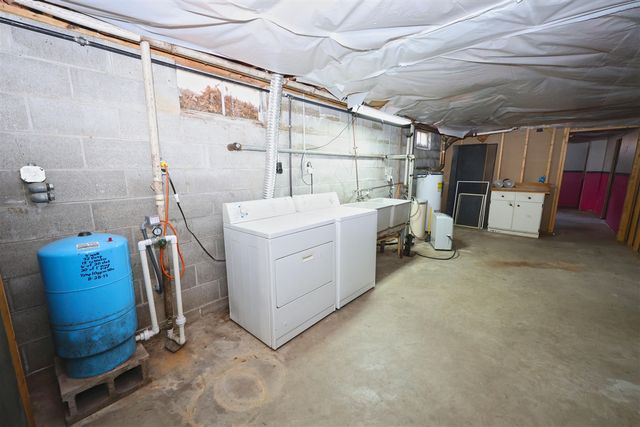 28902 Yaw Street, Dowagiac, MI 49047