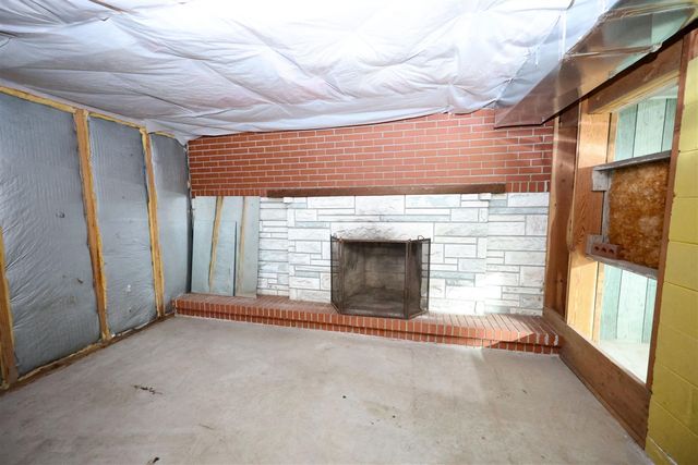 28902 Yaw Street, Dowagiac, MI 49047