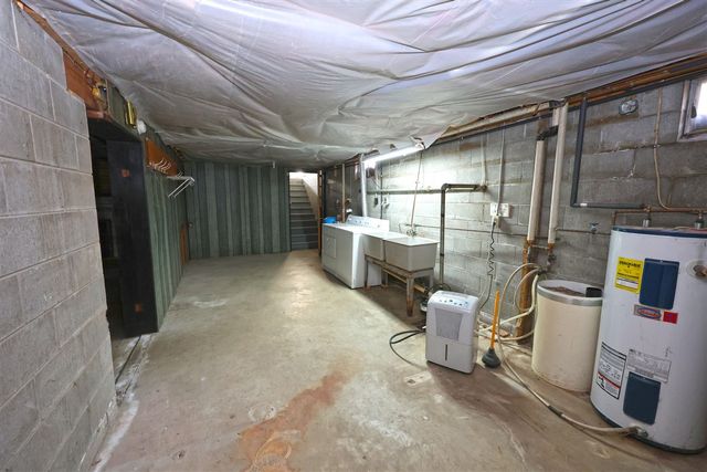 28902 Yaw Street, Dowagiac, MI 49047