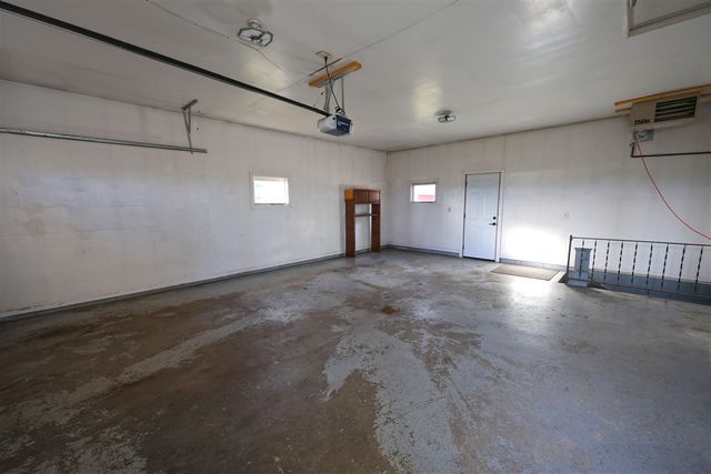 28902 Yaw Street, Dowagiac, MI 49047