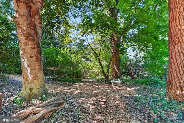 805 RIDGE PL, Falls Church, VA 22046