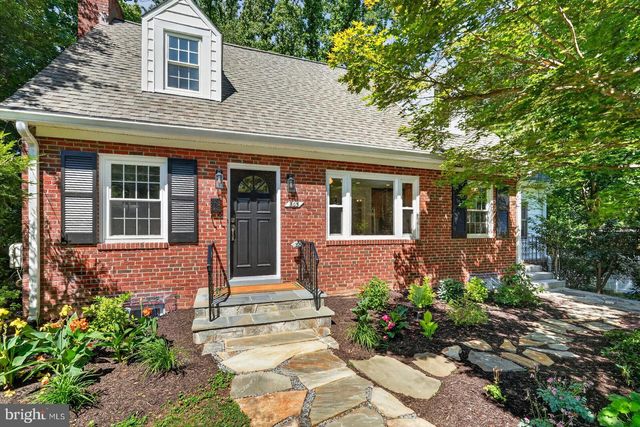 805 RIDGE PL, Falls Church, VA 22046